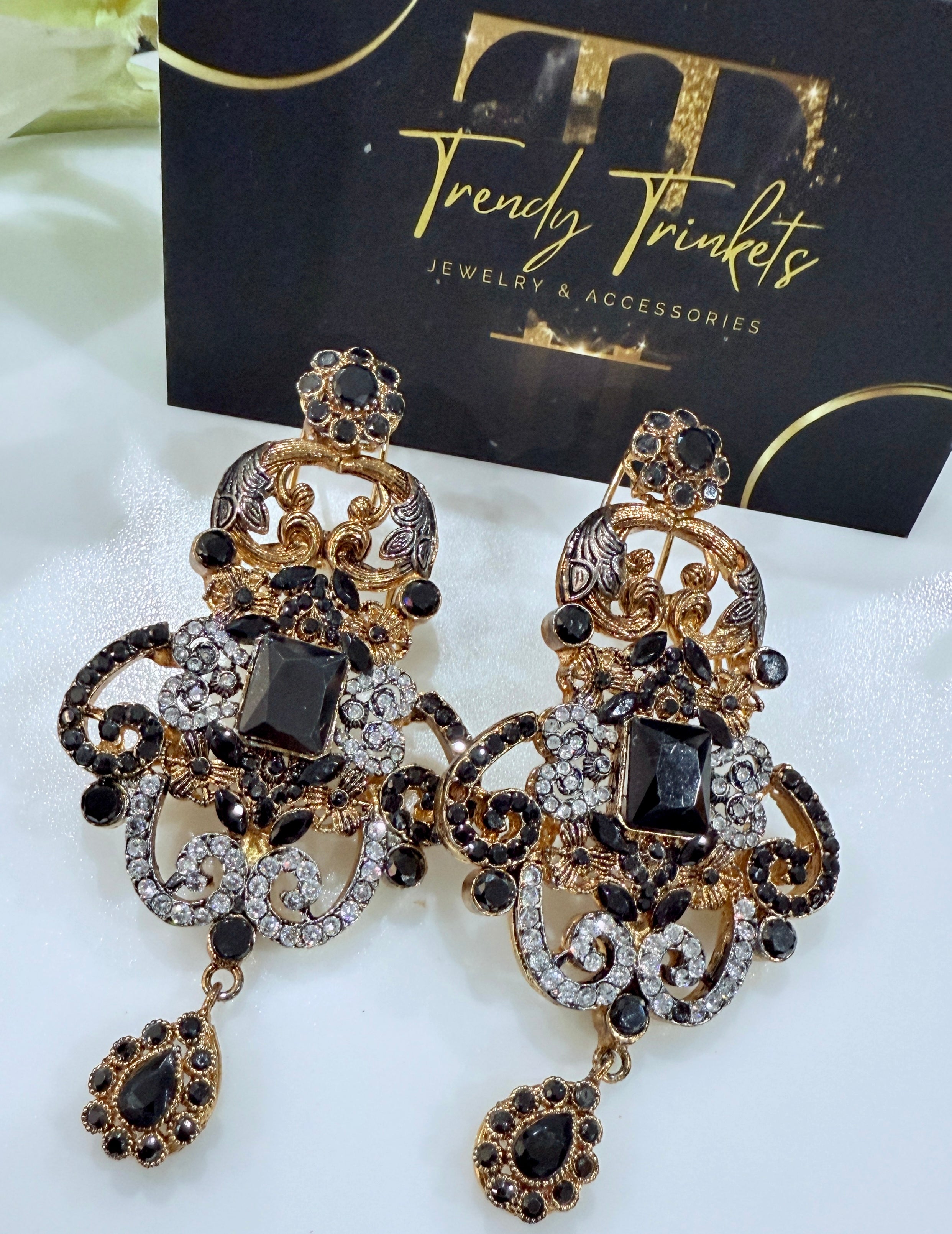 Jadau Jhumka – Royal Heritage Kundan